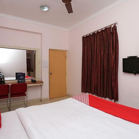 Oyo 1359 Hotel Best Inn Bhubaneswar Exterior photo