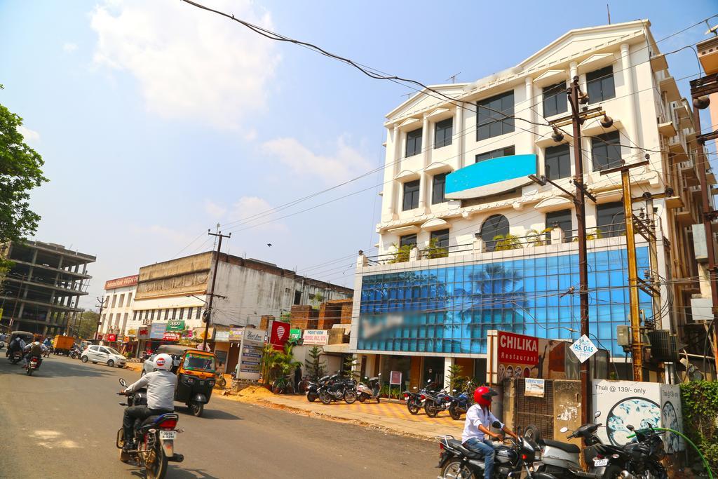 Oyo 1359 Hotel Best Inn Bhubaneswar Exterior photo