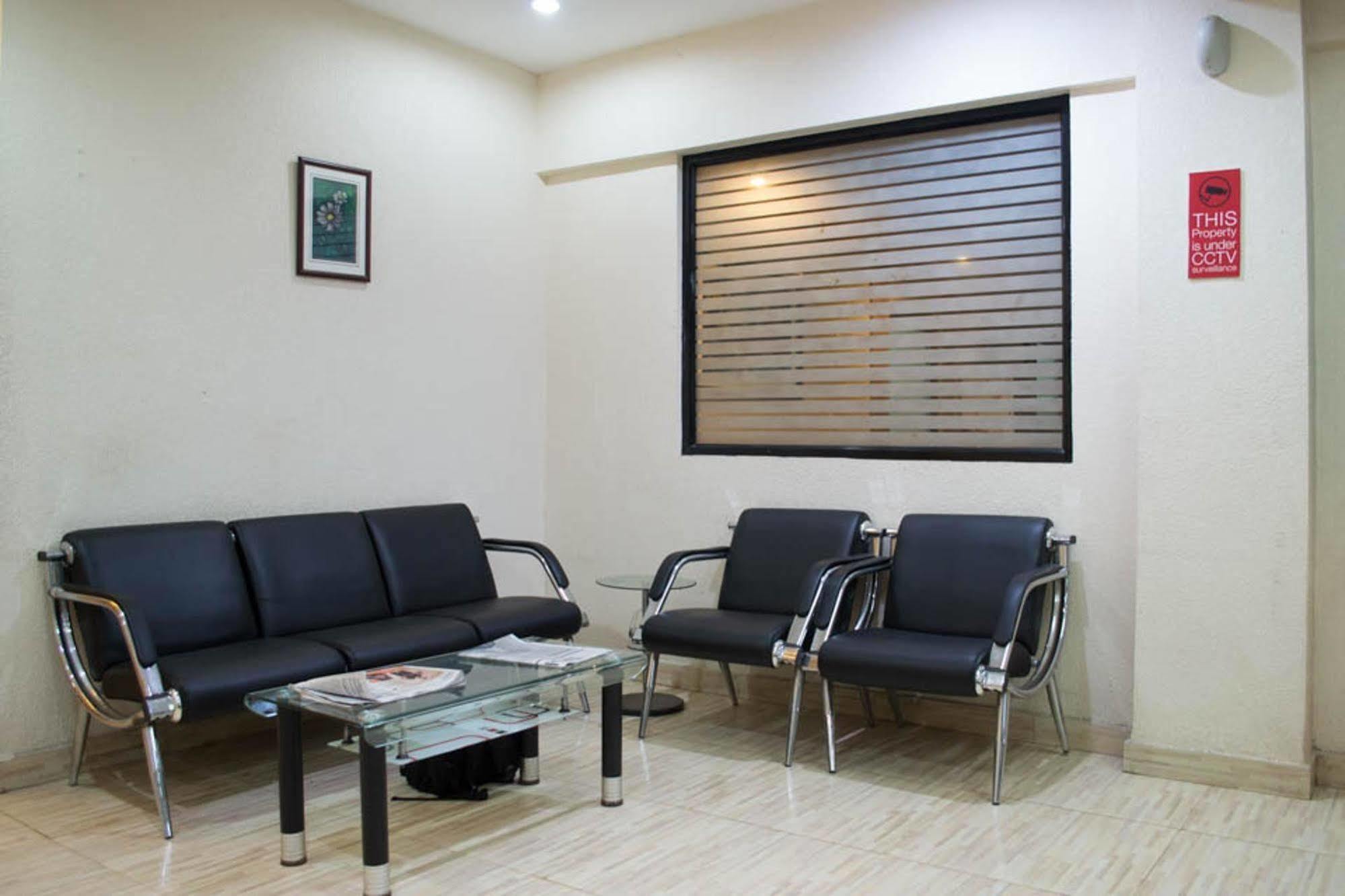 Oyo 1359 Hotel Best Inn Bhubaneswar Exterior photo
