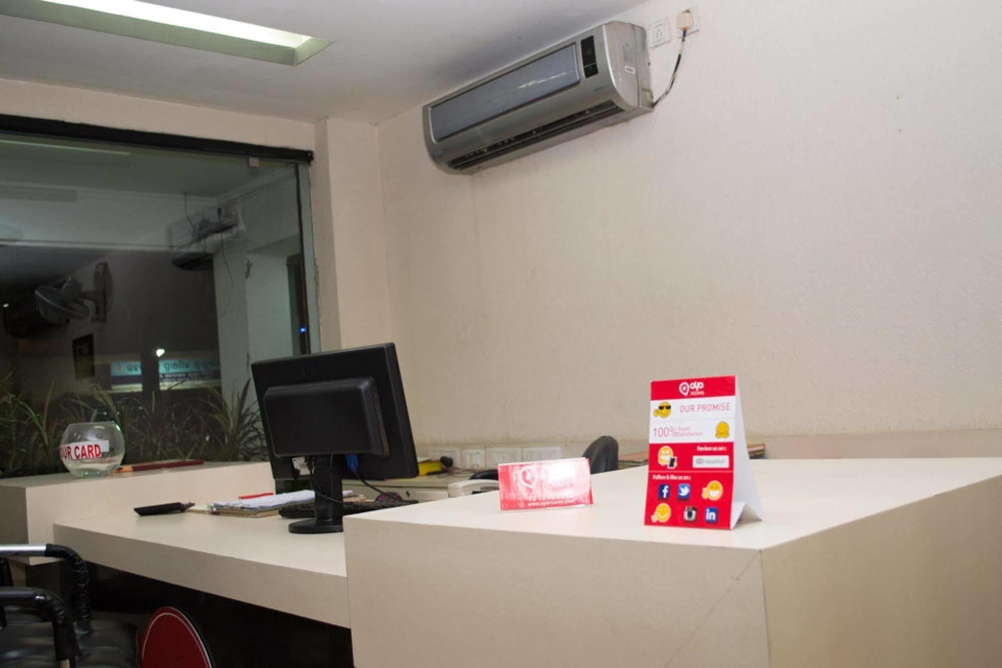 Oyo 1359 Hotel Best Inn Bhubaneswar Exterior photo