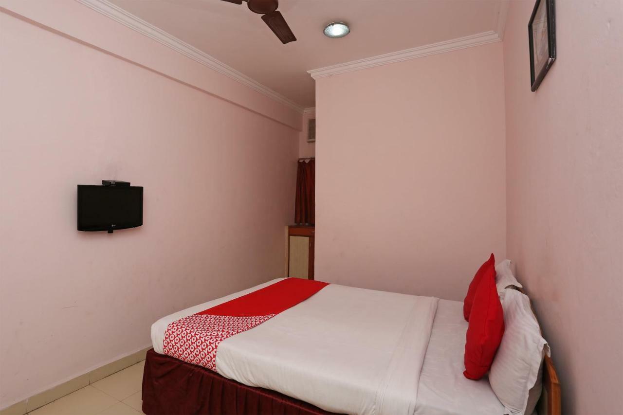 Oyo 1359 Hotel Best Inn Bhubaneswar Exterior photo