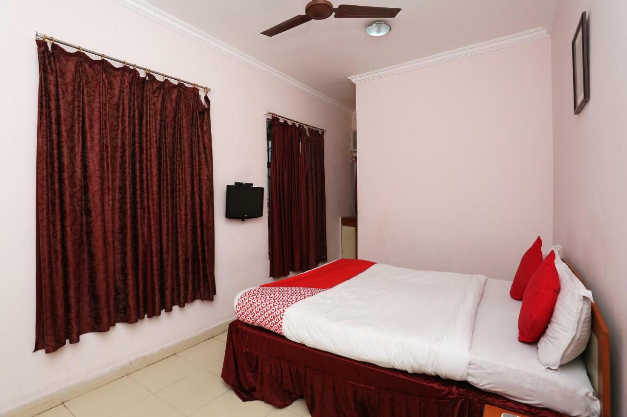 Oyo 1359 Hotel Best Inn Bhubaneswar Exterior photo