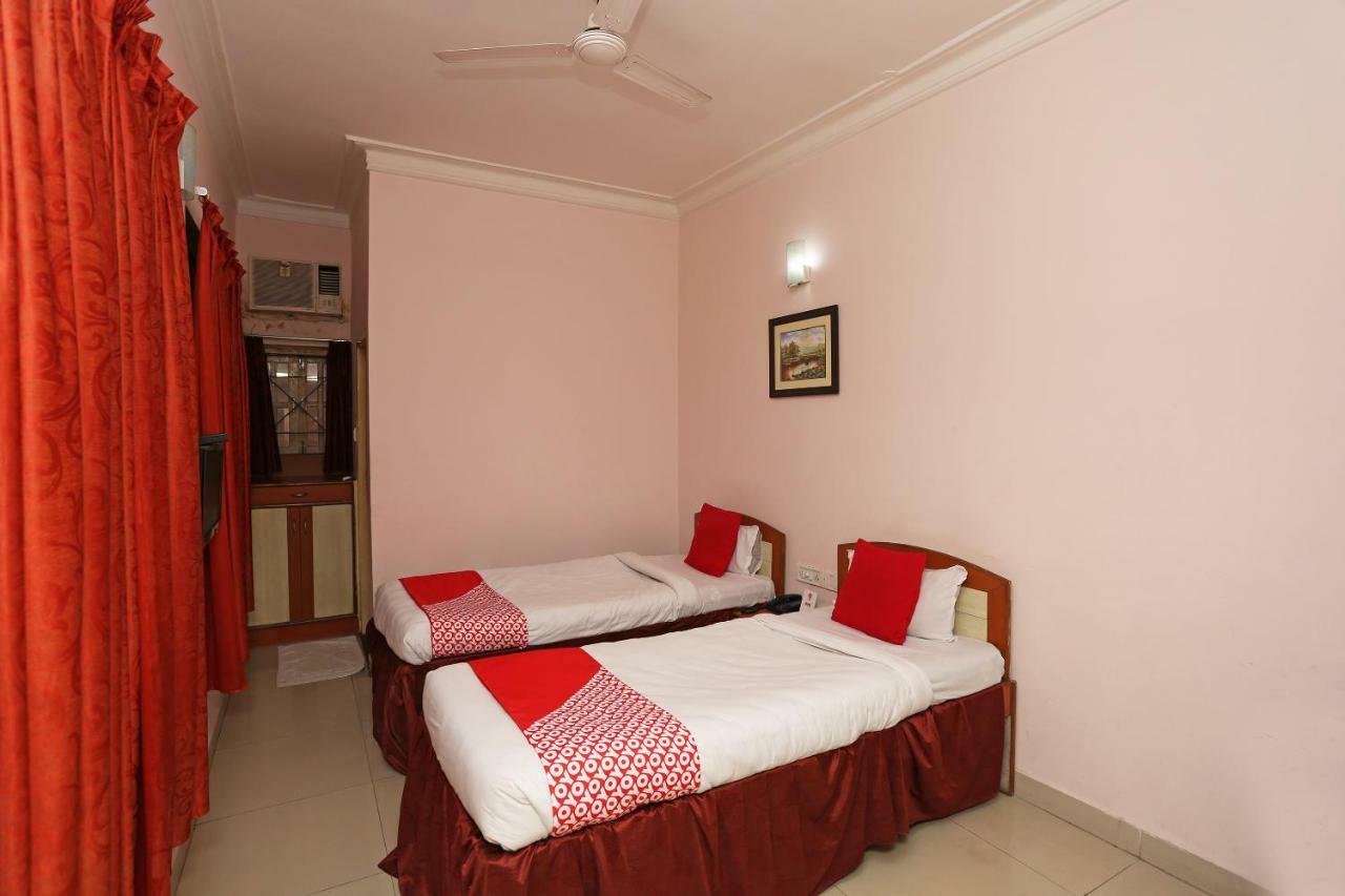 Oyo 1359 Hotel Best Inn Bhubaneswar Exterior photo